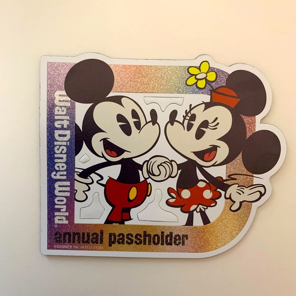 Disney Annual Passholder EARidescent Magnet Mickey rainbow glitter iridescent - Picture 1 of 3